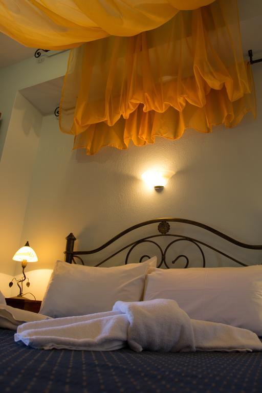 Hotel Ismini Амоляни Стая снимка