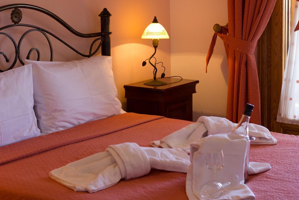 Hotel Ismini Амоляни Стая снимка
