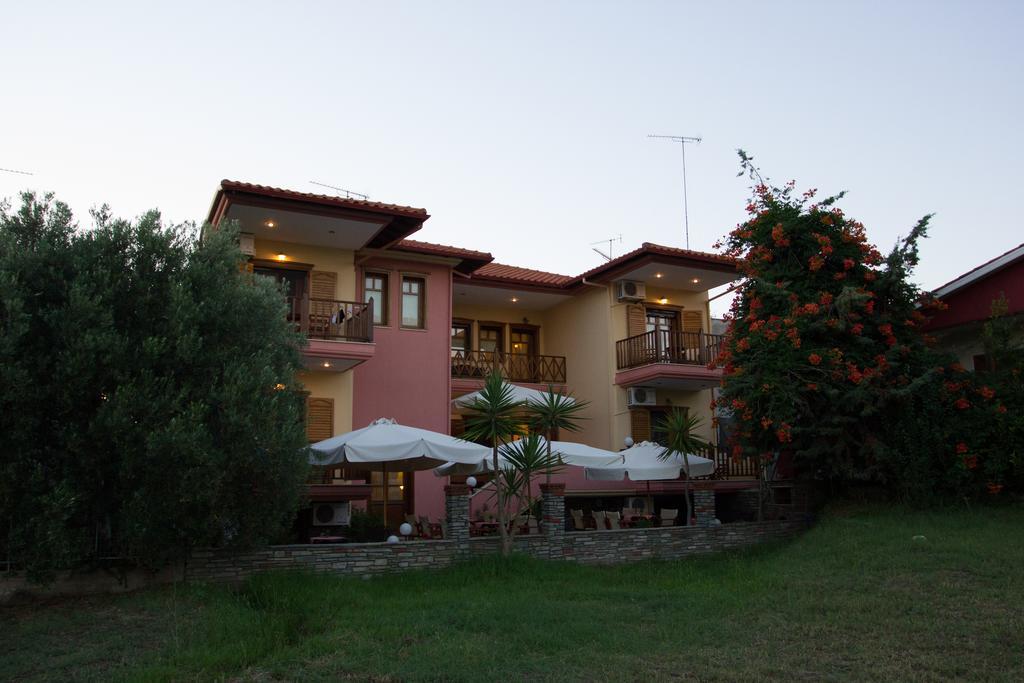 Hotel Ismini Амоляни Екстериор снимка